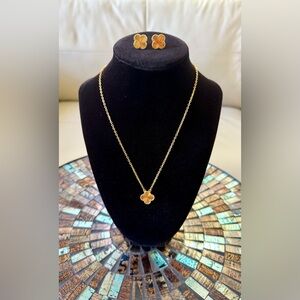 Elegant Gold plated Clover Necklace and earrings set.